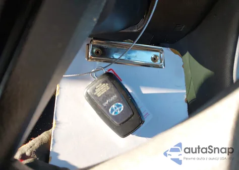 2021 Toyota Rav4 Hybrid Xle z USA, uszkodzony, nr VIN 4T3RWRFV3MU015350